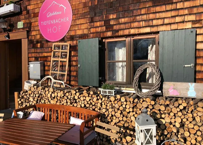 Tiefenbacher Hof *